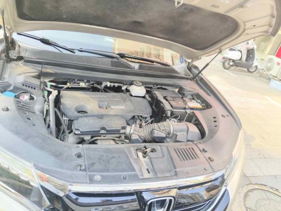 [南京·苏J] 二手本田本田UR-V2017款 370TURBO 两驱尊贵版 国V