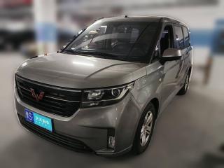 五菱汽车五菱宏光PLUS2019款 1.5T 手动豪华型 7座「上海二手车」「天天拍车」