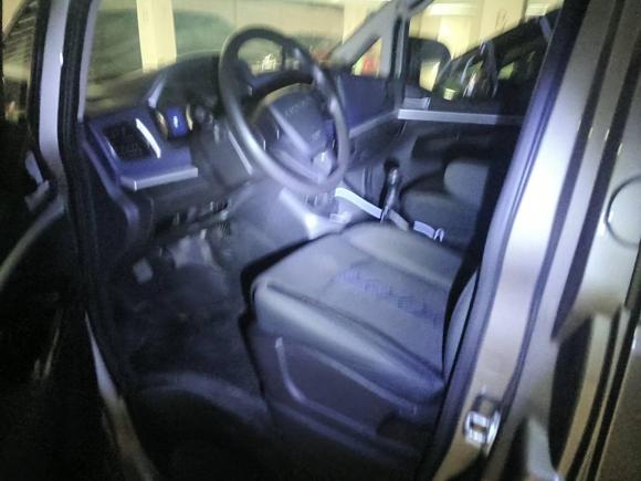 [深圳·粤B] 二手东风风行菱智2023款 M5L 1.6L 舒适型 9座