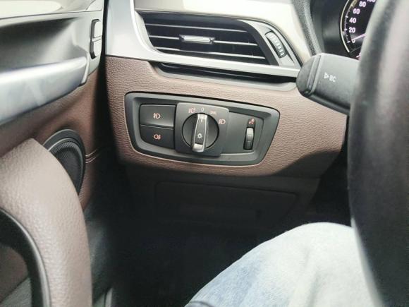 [嘉兴·浙B] 二手宝马宝马X12019款 sDrive18Li 时尚型