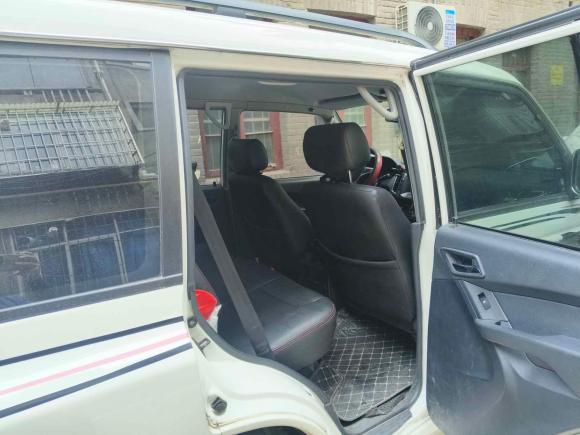 [西安·陕A] 二手猎豹汽车猎豹Q62015款 2.4L 手动四驱卓越型