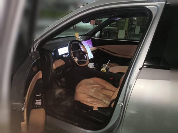 [佛山·粤E] 二手吉利银河银河L72024款 1.5T 115km PLUS  龙腾版