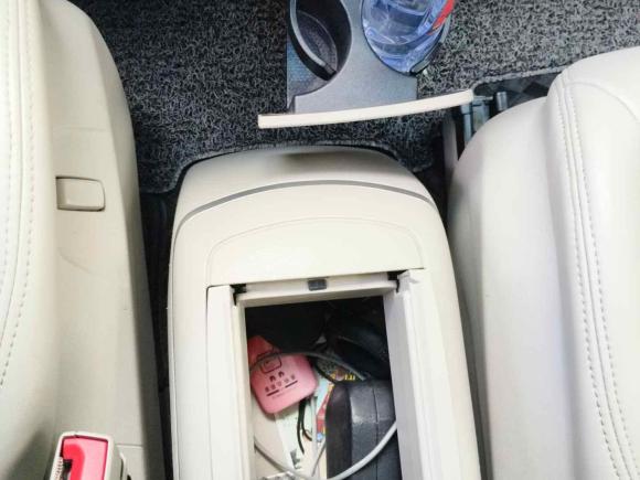 [武汉·鄂W] 二手别克别克GL82023款 陆上公务舱 智享型