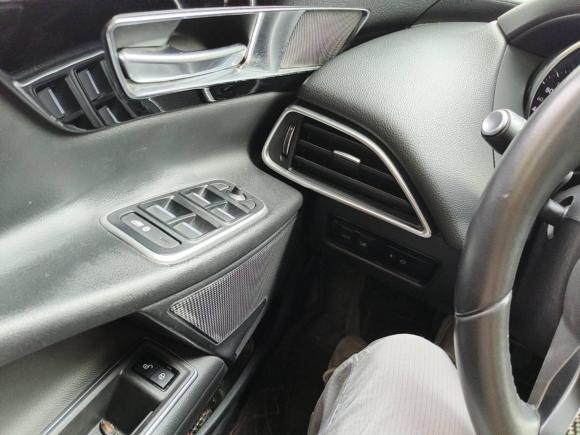 [苏州·苏U] 二手捷豹捷豹XEL2019款 2.0T 200PS 精英版