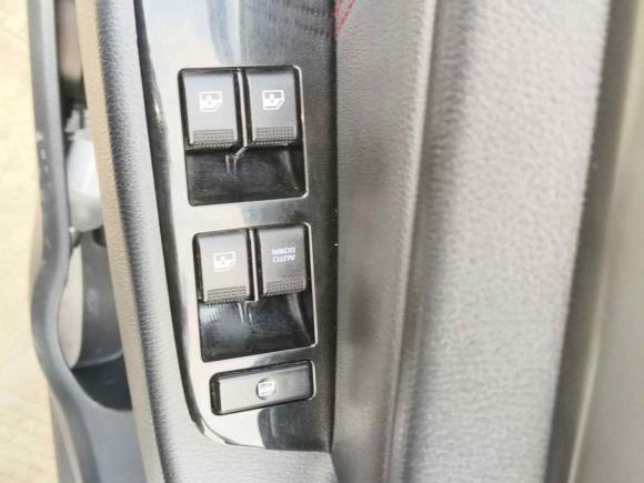 [成都·川A] 二手长安凯程长安欧尚A6002016款 1.5L 手动豪华型7座