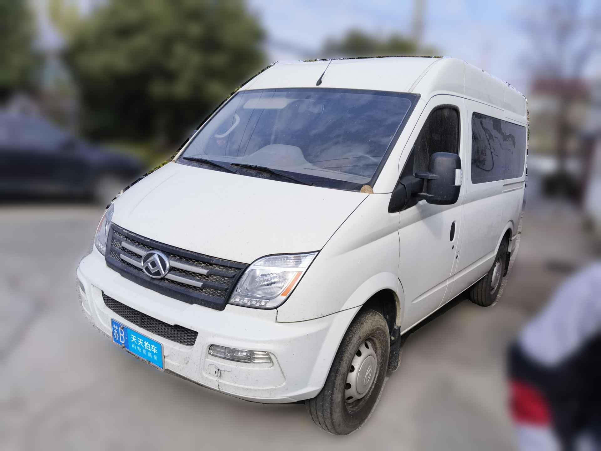 [无锡·苏B] 大通新途V802023款 2.0T 手动经典傲运通短轴中顶5/6座