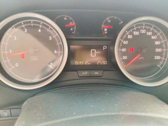 [深圳·贵A] 二手标致标致4082014款 1.8L 自动豪华版