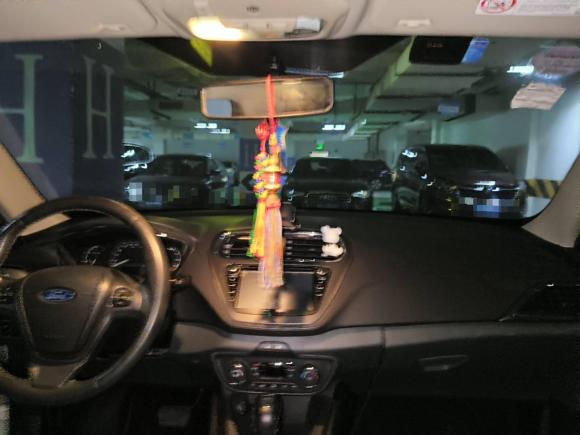 [成都·川A] 二手福特福睿斯2015款 1.5L 自动时尚型