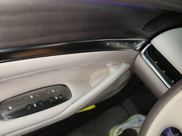 [上海·沪A] 二手智己汽车智己L72022款 天使轮版