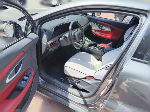 [青岛·鲁B] 二手长安长安UNI-T2020款 1.5T 尊贵型