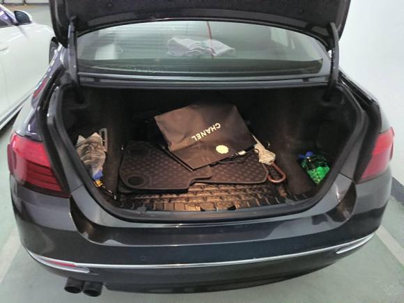 [上海·沪A] 二手宝马宝马5系2014款 525Li 豪华设计套装