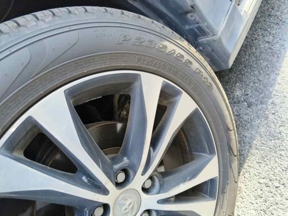 [南通·苏F] 二手丰田RAV4荣放2013款 2.5L 自动四驱尊贵版