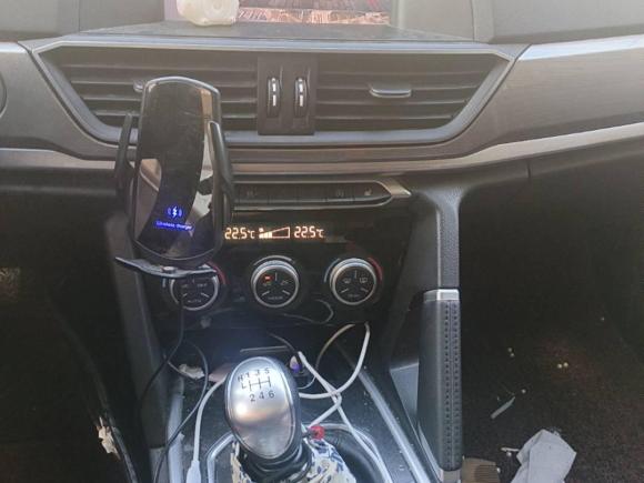 [青岛·鲁Q] 二手哈弗哈弗H62018款 蓝标 运动版 1.5T 手动两驱精英型