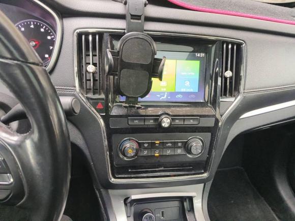 [合肥·鄂C] 二手荣威荣威RX52018款 20T 两驱手动旗舰版