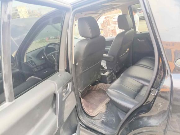 [广州·粤A] 二手路虎神行者22013款 2.2T SD4 SE柴油版