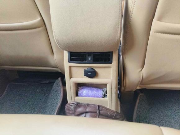 [武汉·鄂A] 二手大众途安2011款 1.4T DSG智雅版5座