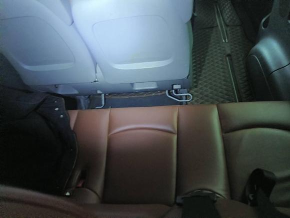 [深圳·粤B] 二手奔驰威霆2010款 2.5L 精英版