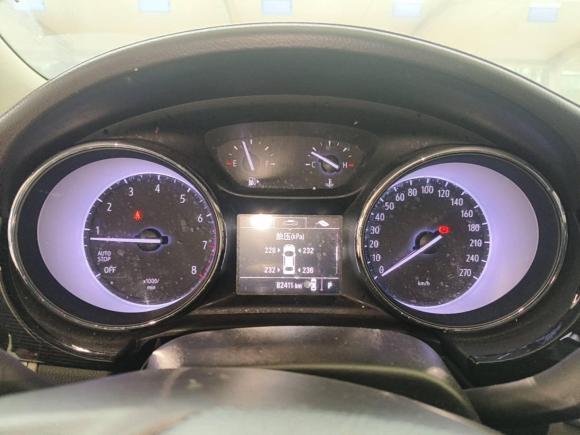 [成都·川A] 二手别克威朗2017款 三厢 15S 自动进取型