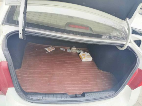 [西安·陕A] 二手雪佛兰科鲁兹2015款 1.5L 经典 SL MT