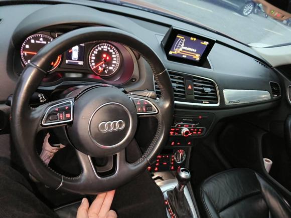 [上海·沪A] 二手奥迪奥迪Q32015款 35 TFSI quattro 技术型