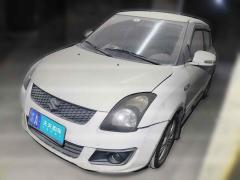 [重庆·渝A] 铃木雨燕2013款 1.5L 自动标准版