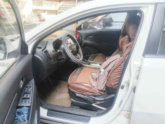 [成都·川R] 二手起亚智跑2015款 2.0L 自动两驱版GLS