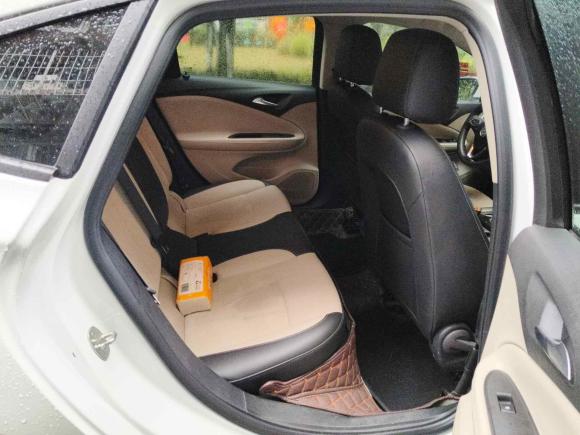 [成都·川A] 二手别克威朗2018款 三厢 15S 自动领先型