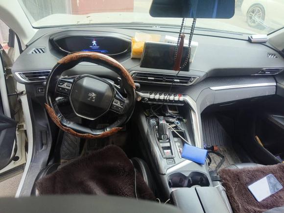 [武汉·鄂A] 二手标致标致50082017款 350THP 7座精英版