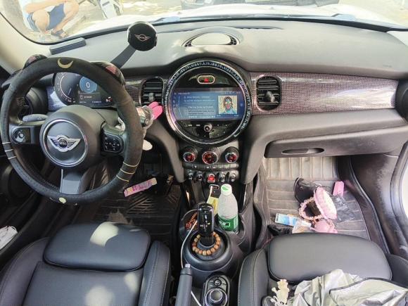 [义乌·浙G] 二手MINIMINI2022款 1.5T COOPER 经典派