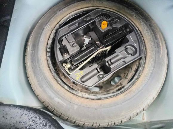 [武汉·鄂A] 二手雪铁龙雪铁龙C3-XR2015款 1.6L 手动时尚型