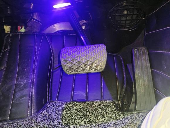 [合肥·皖A] 二手奔驰奔驰C级2020款 改款 C 260 L 运动版