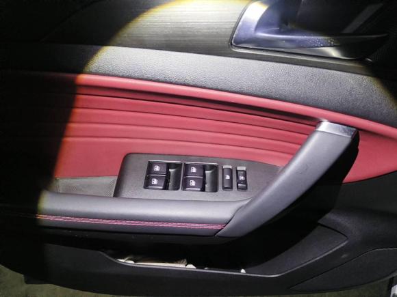 [成都·川A] 二手长安长安CS35PLUS2019款 1.4T DCT畅联蓝鲸版