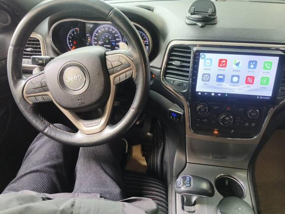 [成都·川A] 二手Jeep大切诺基2014款 3.6L 舒适导航版