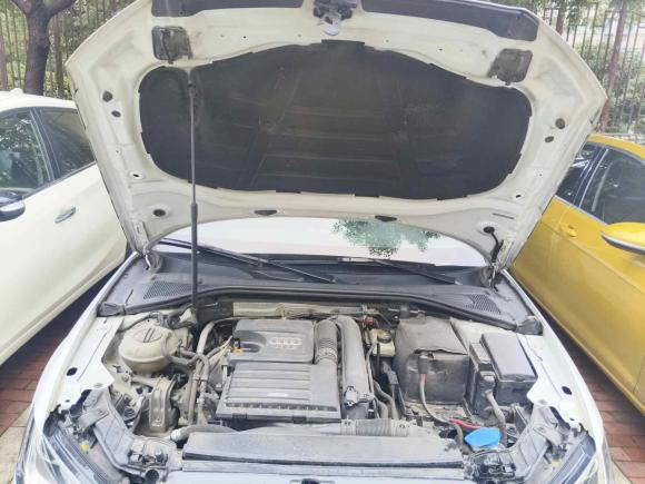 [苏州·苏E] 二手奥迪奥迪A32016款 Limousine 35 TFSI 领英型