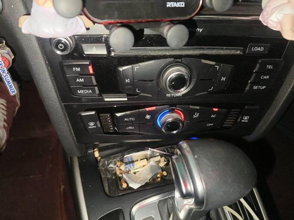 [金华·赣E] 二手奥迪奥迪A4L2013款 30 TFSI 自动舒适型