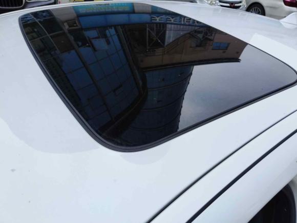 [南昌·赣M] 二手宝马宝马5系2014款 525Li 豪华设计套装