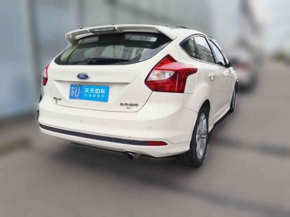 [苏州·苏U] 二手福特福克斯2012款 两厢 2.0L 手动豪华运动型