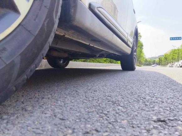 [济南·鲁A] 二手三菱欧蓝德2017款 2.0L 两驱荣耀版 5座