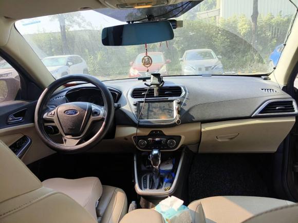 [广州·粤H] 二手福特福睿斯2015款 1.5L 自动时尚型