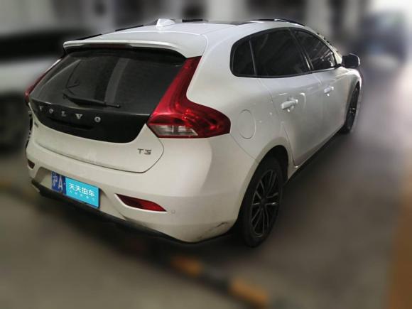 [上海·沪A] 二手沃尔沃沃尔沃V402019款 T3 智逸版