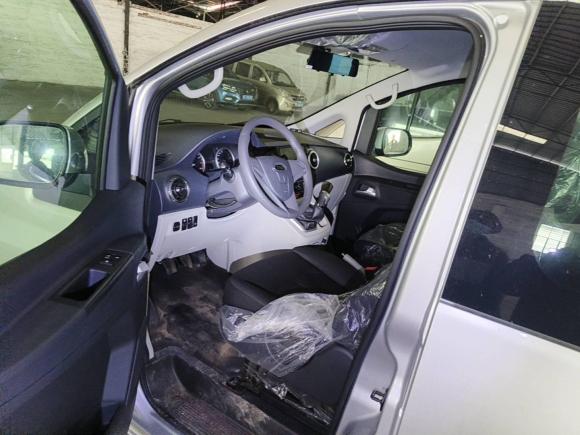 [佛山·粤E] 二手江淮瑞风瑞风M32025款 PLUS 1.5T 手动经典版 7座