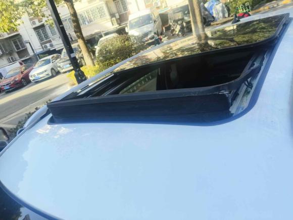 [苏州·苏E] 二手长安长安CS152019款 1.5L 自动旗舰型 国V