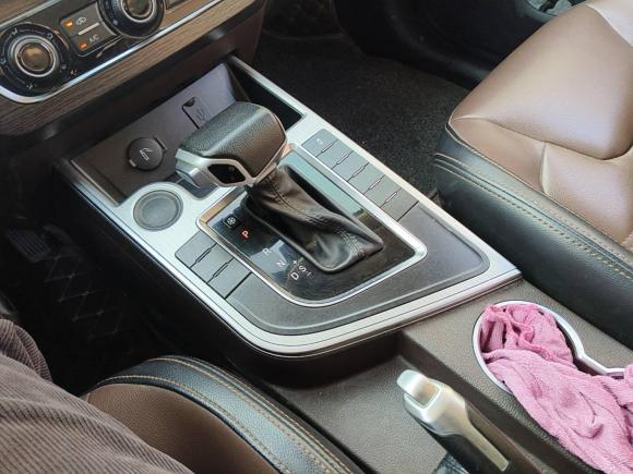 [上海·苏J] 二手东风风行景逸X62017款 劲享系列 1.5T CVT尊享型