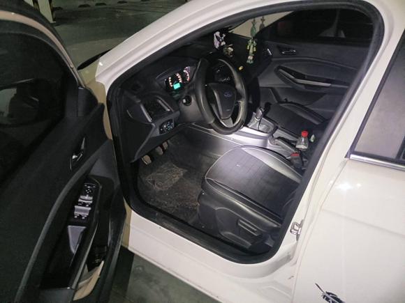 [无锡·苏M] 二手福特福睿斯2017款 幸福版 1.5L 手动时尚型