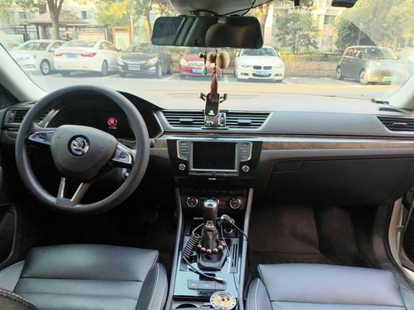 [上海·苏F] 二手斯柯达速派2016款 TSI330 DSG智行版