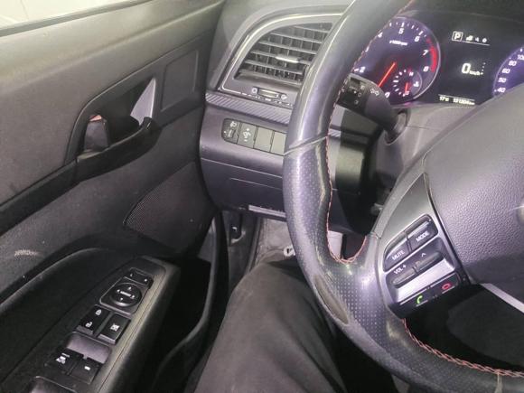 [上海·苏E] 二手现代领动2016款 1.4T 双离合炫动·活力型