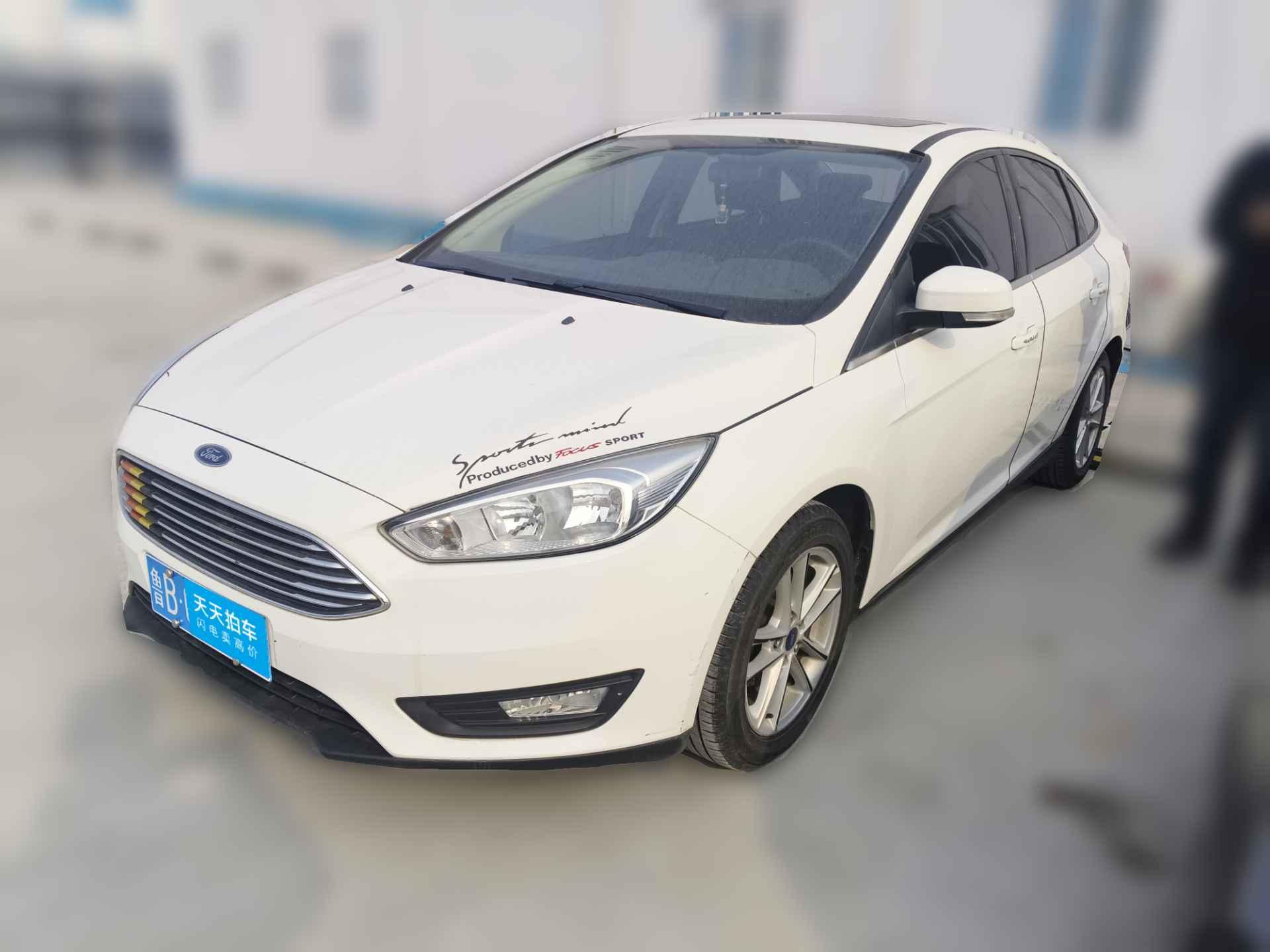 [青岛·鲁B] 福特福克斯2018款 三厢经典 1.6L 手动风尚型智行版