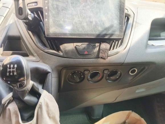 [义乌·浙G] 二手福特全顺2017款 2.0T柴油多功能商用车短轴中顶国IV