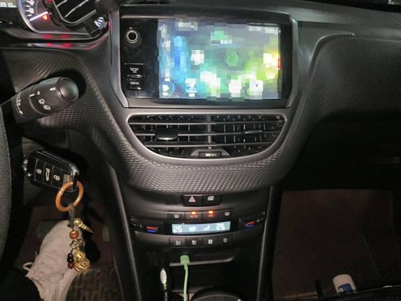 [武汉·鄂A] 二手标致标致20082014款 1.6L 自动时尚版