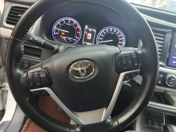 [成都·川A] 二手丰田汉兰达2021款 2.0T 四驱尊贵版 7座